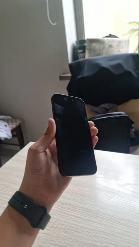 iPhone 15, идеальное состояние, срочно продаётся 2 iPhone 15, идеальное состояние, срочно продаётся 2