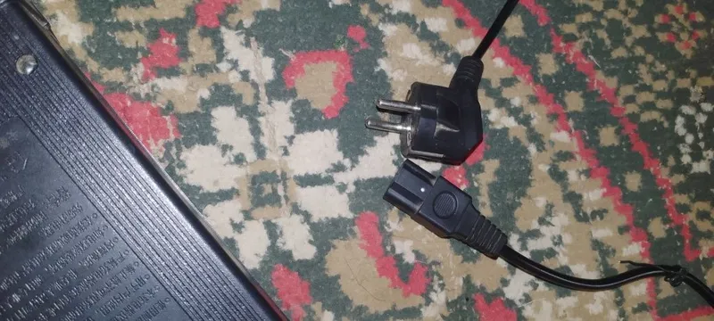 Muravey zaryadnik sotiladi 72V 8A 715W 2 Muravey zaryadnik sotiladi 72V 8A 715W 2