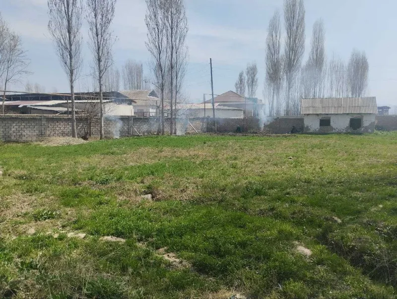 Yer sotiladi srochna