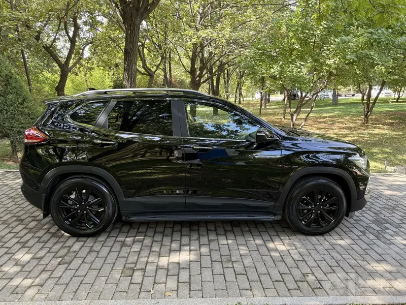 Chevrolet Tracker 2 Premier с люком, идеальное состояние, готов к эксплуатации 5 Chevrolet Tracker 2 Premier с люком, идеальное состояние, готов к эксплуатации 5