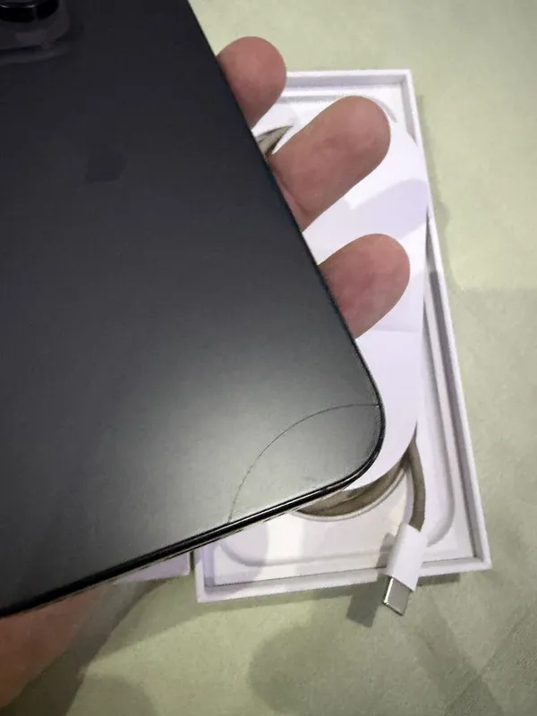 Iphone 16 pro 256 blek 5