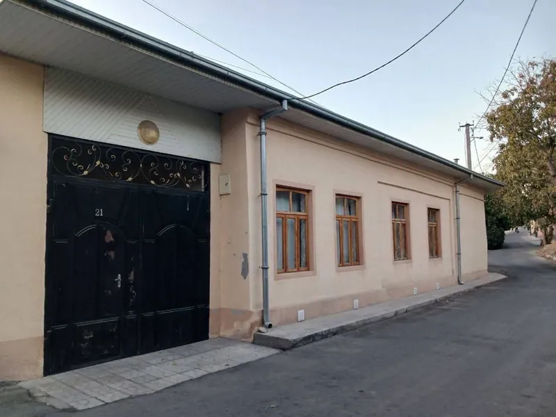 Дом 3,8 соток,фасад 19 метр, Юнусабад, кафе Тонг, Гидрометцентр Срочно — фото 1