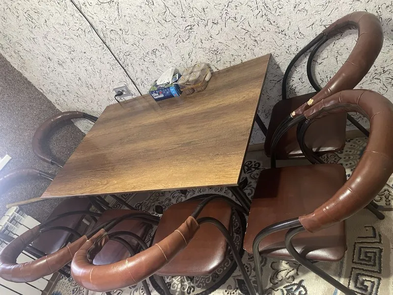 стол стул сотилади 3
