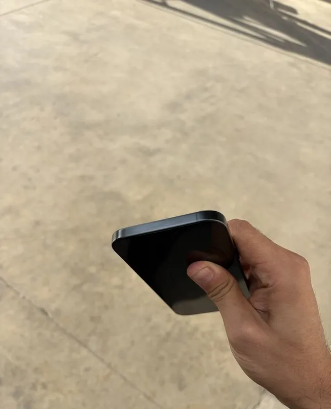 Iphone 16pro max srochna sotiladi 3 Iphone 16pro max srochna sotiladi 3