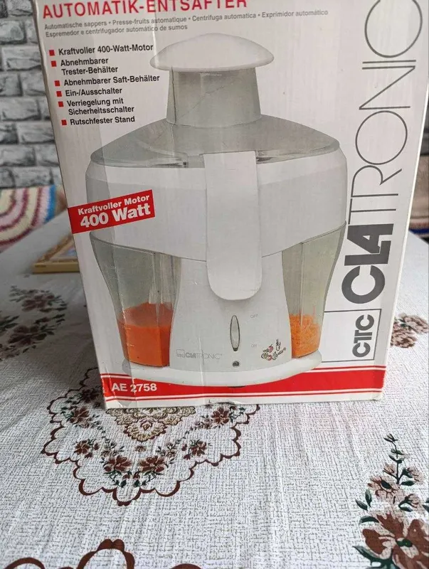 Соковыжималка Clatronic (состояние хорошее) 1 Соковыжималка Clatronic (состояние хорошее) 1