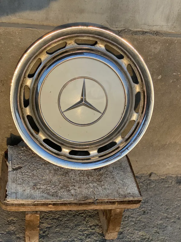 Колпак для Mercedes-Benz 1 Колпак для Mercedes-Benz 1
