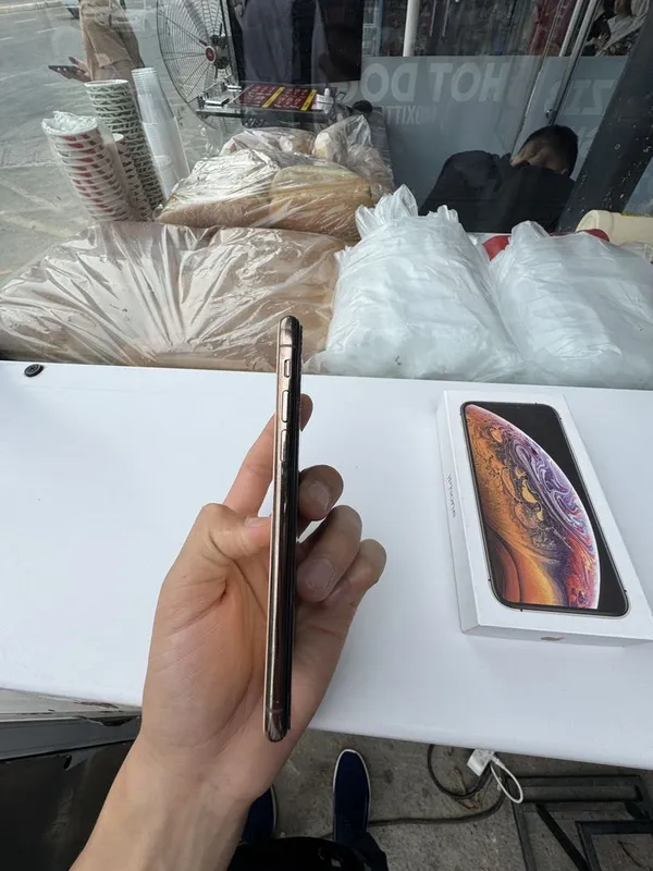 iphone xs gold 256 gb — фото 1