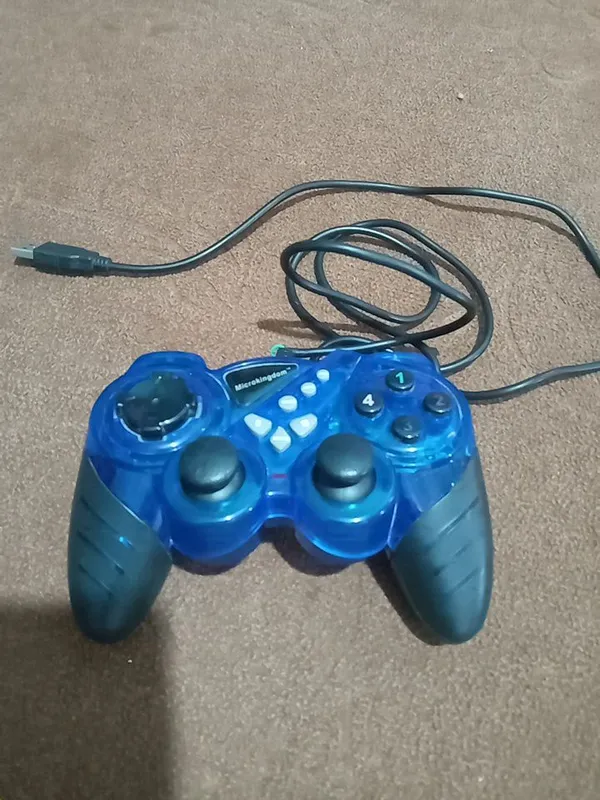 Пульт PlayStation 2 Пульт PlayStation 2