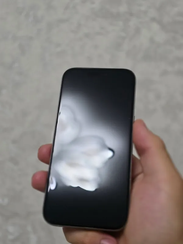 iPhone 15 Pro 1