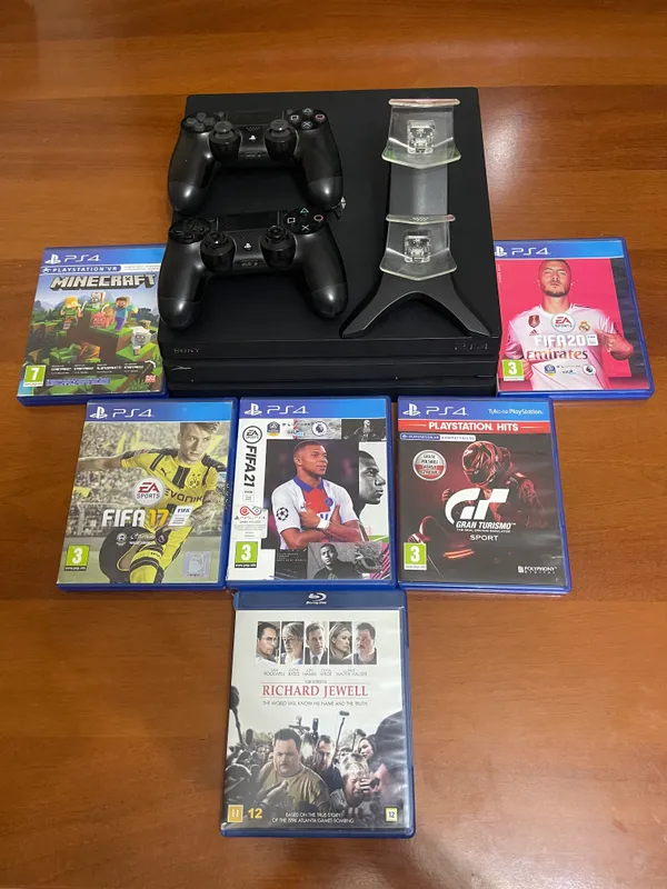 Playstasion 4 pro 1 tb