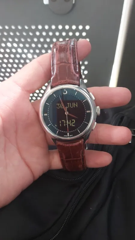 Продаются часы качественные, оригинальные, прочные 399¿ 1