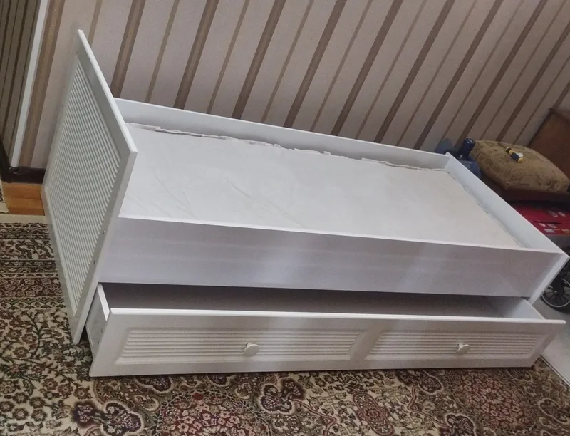 Продам крават новый адрес шехонча 1 Продам крават новый адрес шехонча 1