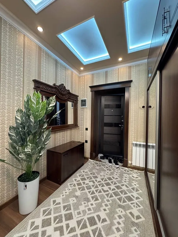 Yunusobod tumanida 100 m² maydonli 3 xonali kvartira sotiladi · ID 6949 2