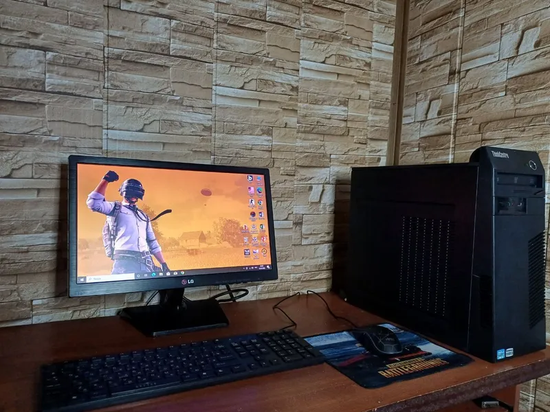 O'yin kotaradigan kompyuter sotiladi. core i3