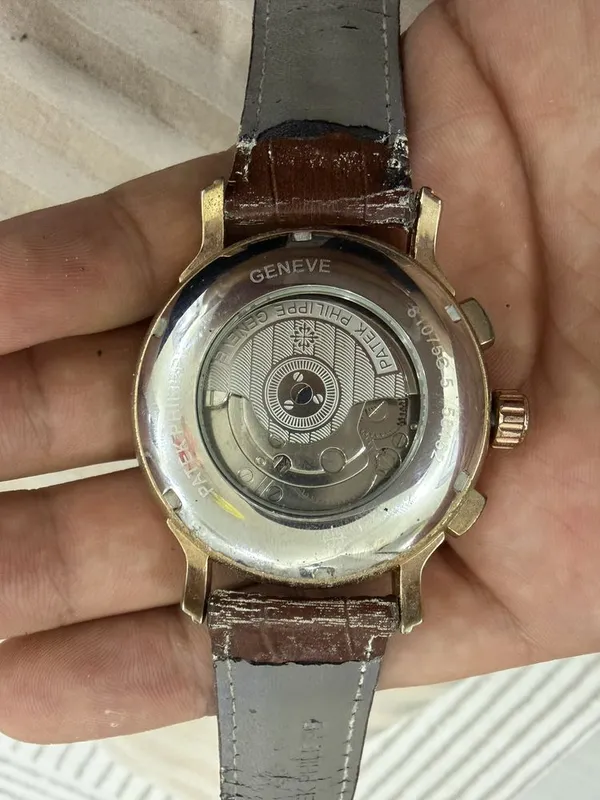 Часы-клон Patek Philippe 1:1, максимально похожие на оригинал, б/у 2 Часы-клон Patek Philippe 1:1, максимально похожие на оригинал, б/у 2