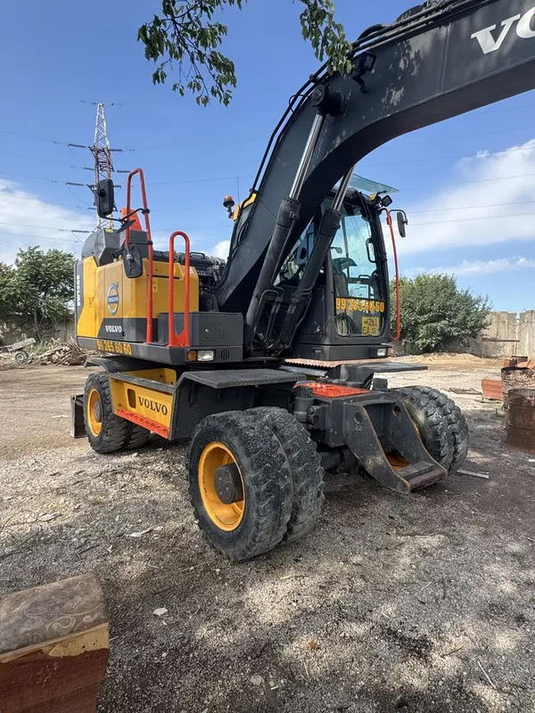 volvo 140 ew ekskavator sotiladi 2 volvo 140 ew ekskavator sotiladi 2