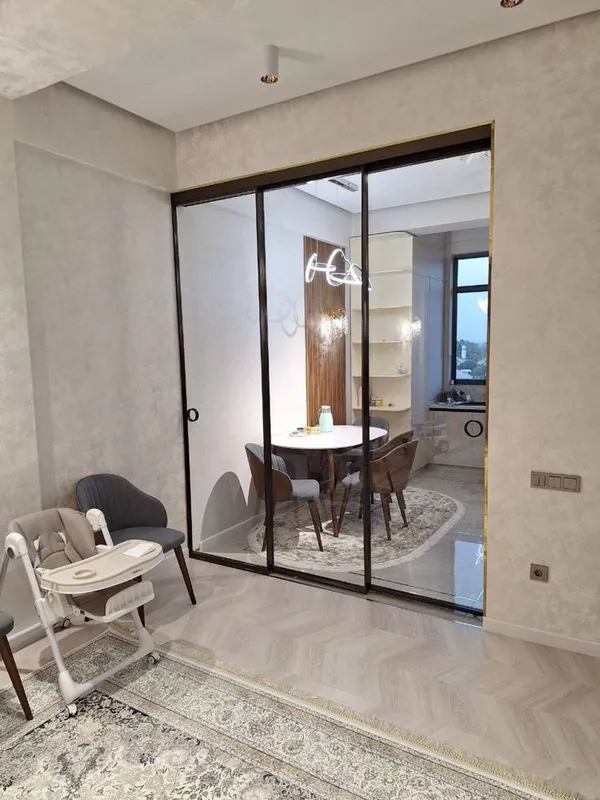 Стеклянные раздвижные системы | Двери купе Surma Loft Eshik 8