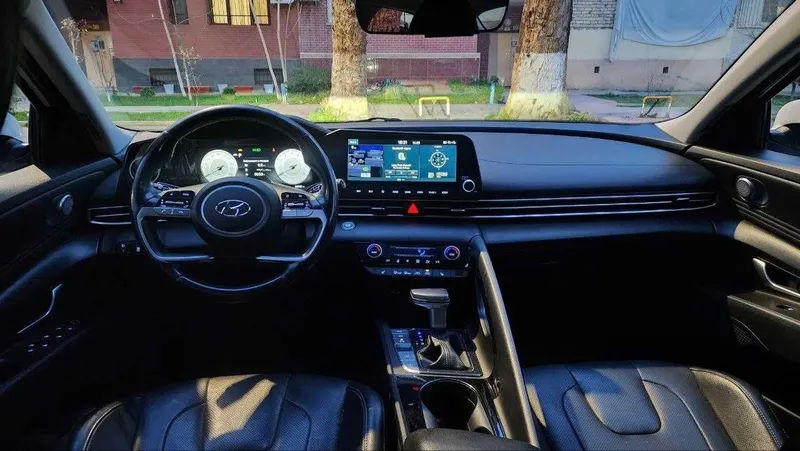 Hyundai Elantra. Белая ласточка с небольшим пробегом — фото 7 Hyundai Elantra. Белая ласточка с небольшим пробегом — фото 7