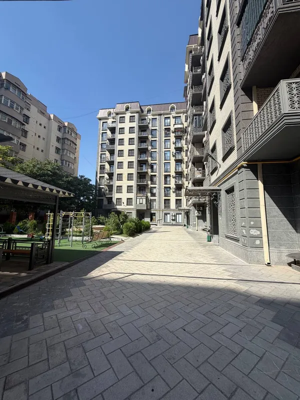 Yakkasaroy tumanidagi Dream House JKda 2 xonali kvartira sotiladi 1