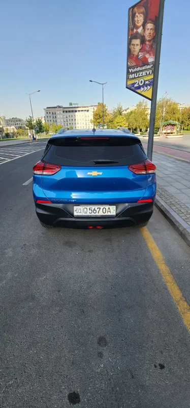 Treker 2 premer sotiladi xitoy varyantli 2 Treker 2 premer sotiladi xitoy varyantli 2
