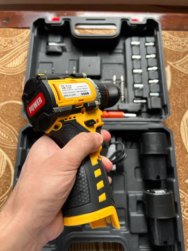 Дрель - шуруповёрт аккумуляторный Muller Craft 18V 3 Дрель - шуруповёрт аккумуляторный Muller Craft 18V 3