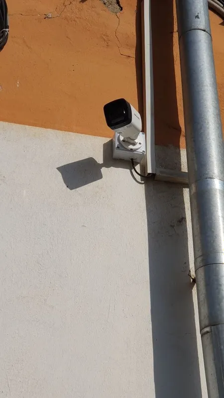 Kafe va restoranlar uchun professional videokuzatuv kameralari 5 Kafe va restoranlar uchun professional videokuzatuv kameralari 5