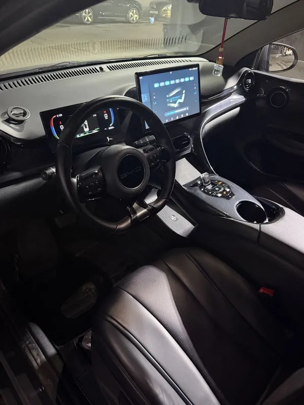 Byd e2 luxure 2023 yil 5