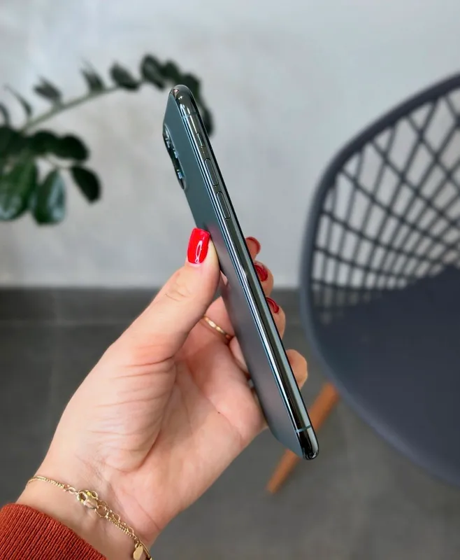 iPhone 11 ProMax 64Gb Green Akk: 84% Radnoy — фото 1