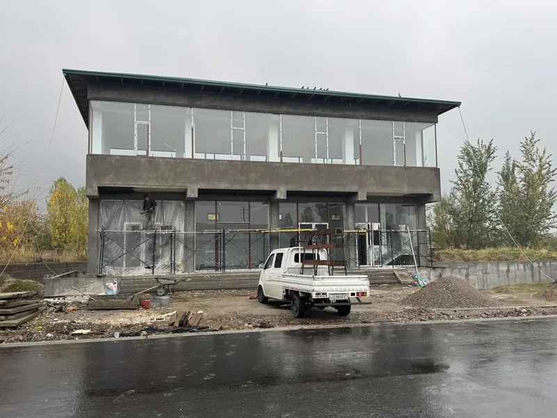Стекляные перегородки 10 мм Двери Витражы 3