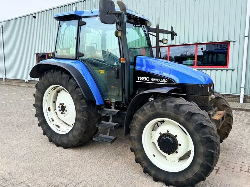 Трактор колесный New Holland TS90 4WD 3 Трактор колесный New Holland TS90 4WD 3