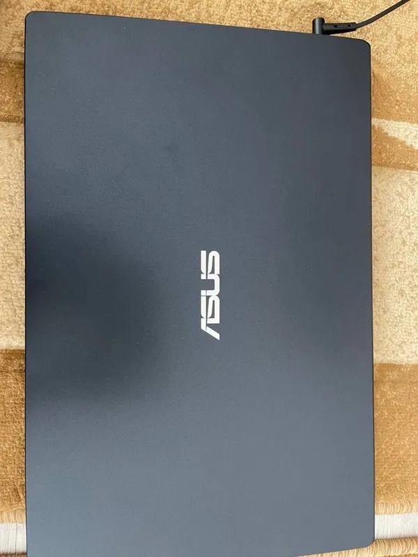 ASUS E510 4/128 gb black