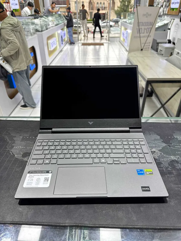 Hp Victus Gaming i5-13420H/16 GB/512 GB SSD/ 15.6 FHD IPS 144Hz