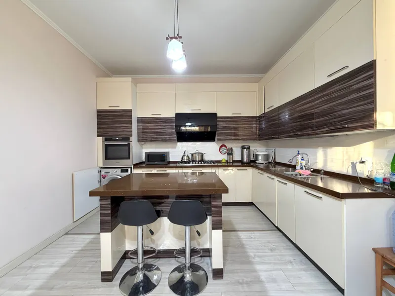Bektemir tumanida 600 m² uy sotiladi 5