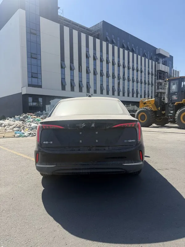 hongqi eqm5 500 km 2025/2026 4 hongqi eqm5 500 km 2025/2026 4