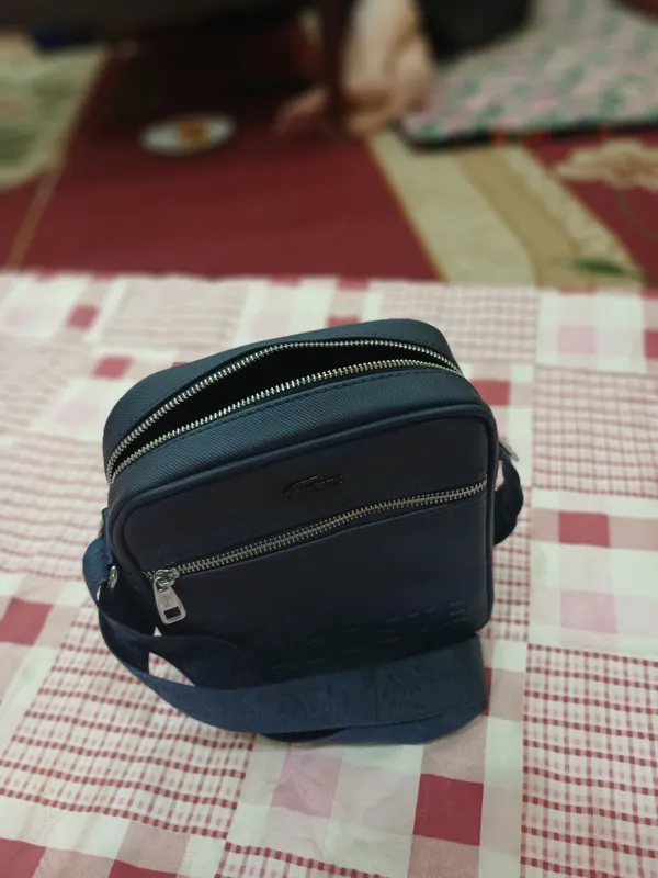 Lacoste 1