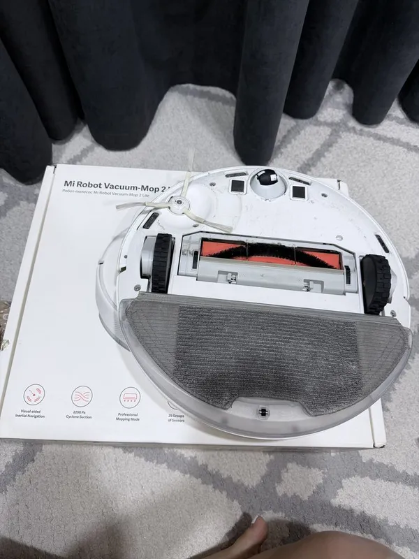 Робот-пылесос Xiaomi Mi Robot Vacuum-Mop 2 Lite — фото 1