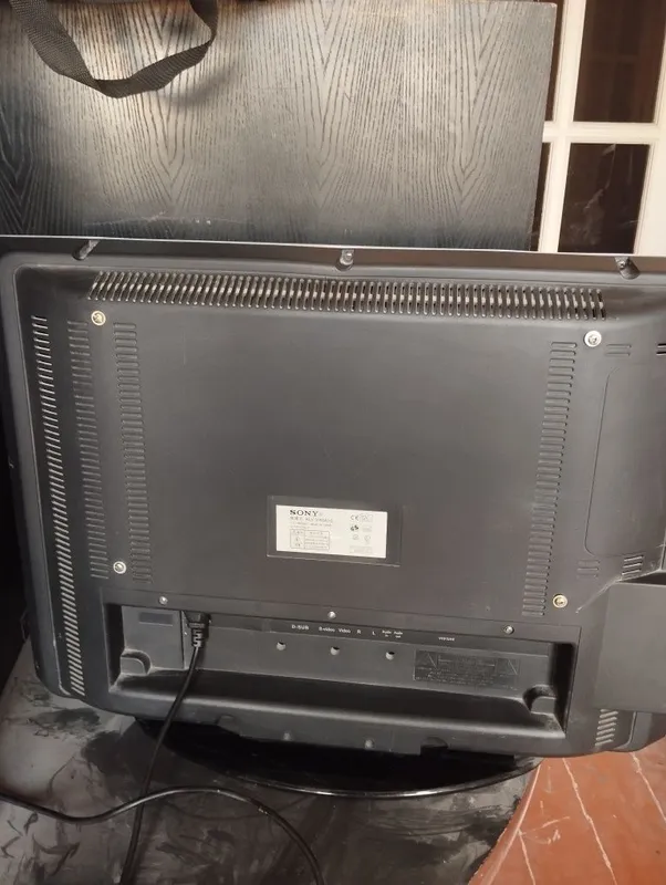 SONY KLV-40A10 Телевизор 3 SONY KLV-40A10 Телевизор 3