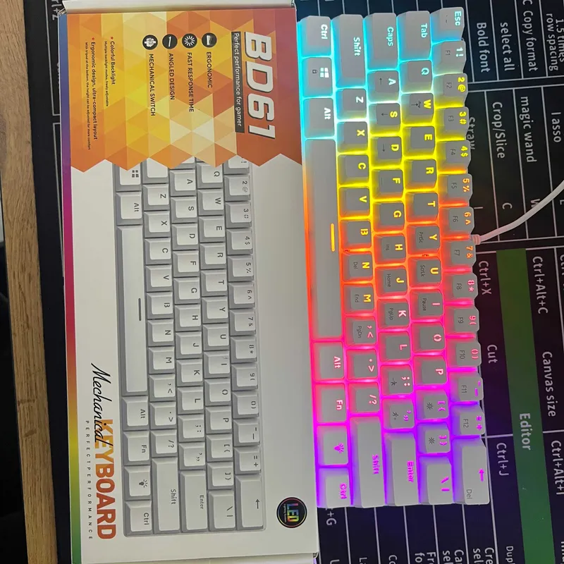 RGB Klaviatura 63 talik ko'k switch