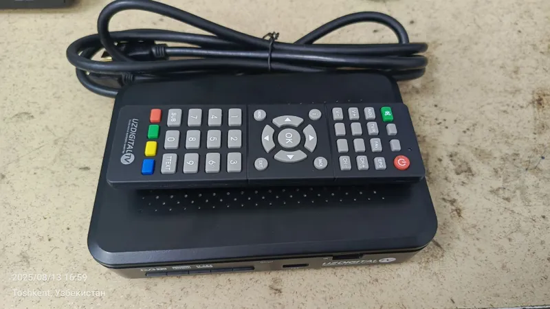 Uzdigital tyuner yahshi holatda Uzdigital tyuner yahshi holatda