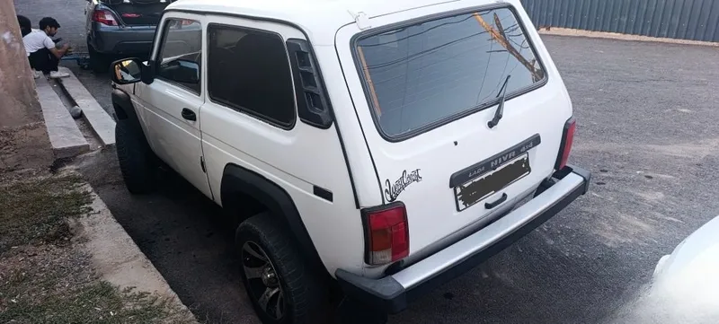 Niva 1985 yilgi 1.800 $ 4 Niva 1985 yilgi 1.800 $ 4