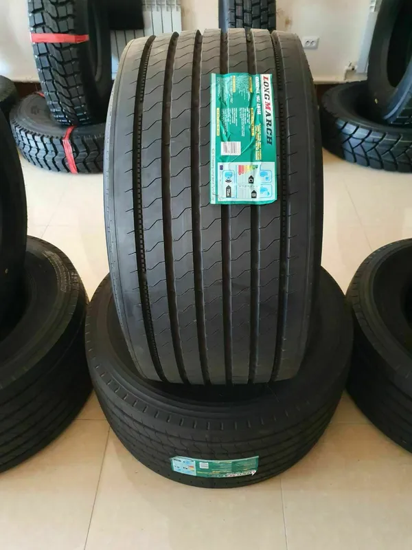 LANDSPIDER 435/50R19,5 PR20слой — фото 1