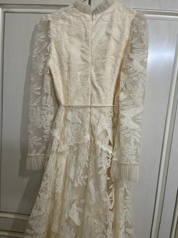 vecherniy koʻylak sotiladi rangi ivory 5 vecherniy koʻylak sotiladi rangi ivory 5