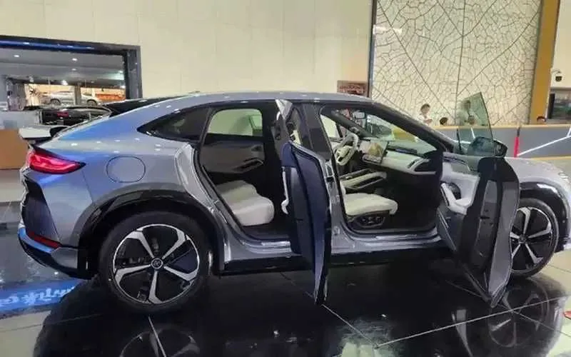 BYD Song L Excellent 4WD 602km, naqd va halol nasiya — фото 2