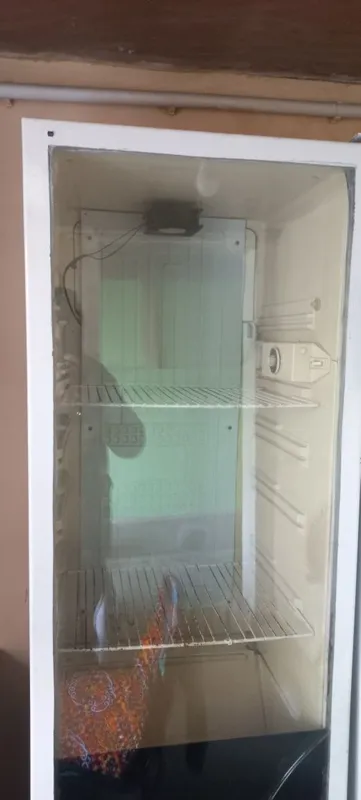 Muzlatgich Rassiyiski xolati yaxshi vitrina qilingan — фото 1