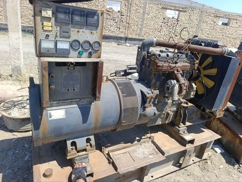 Generatorlar sotiladi 150 Kw 215 Kw 5