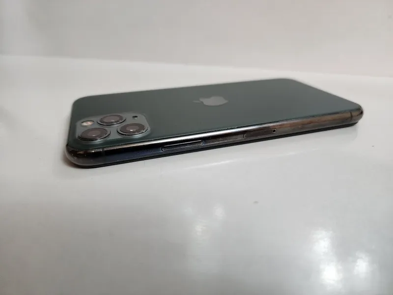 iPhone 11 Pro J/A 64 ГБ, аккумулятор 100%, срочно 10