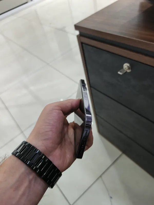 iPhone 14 PRO 4 iPhone 14 PRO 4