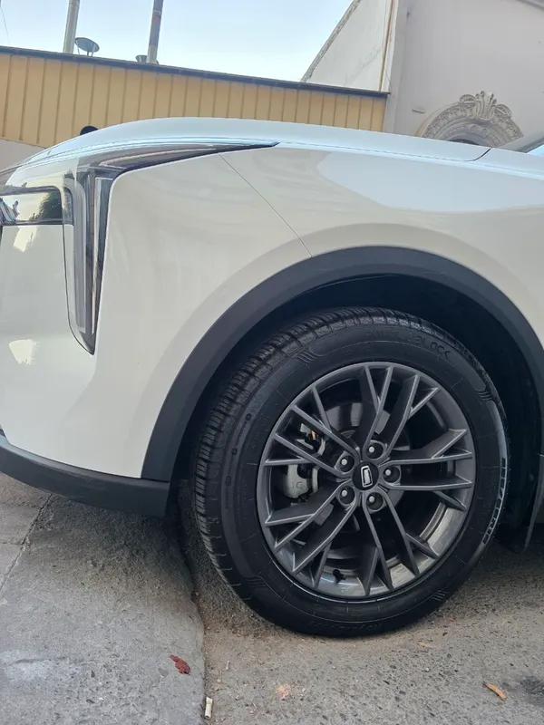 Bestune t55 4 Bestune t55 4