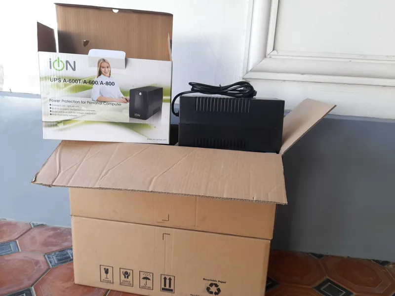 Ups ion A-800 sotiladi