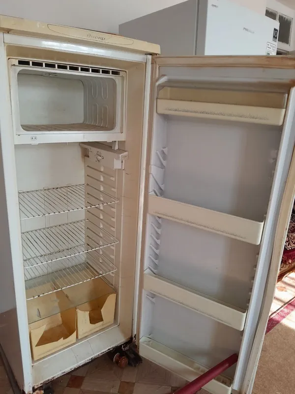 Холодильник продаётся — фото 1
